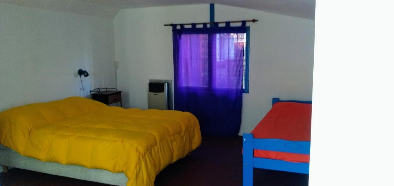 Alhue Patagonia Hostel サンマルティン エクステリア 写真