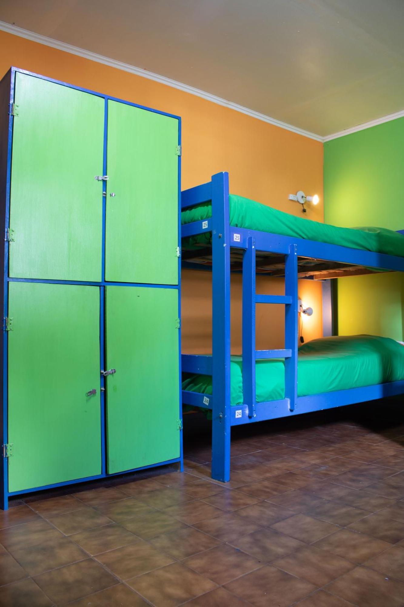 Alhue Patagonia Hostel サンマルティン エクステリア 写真