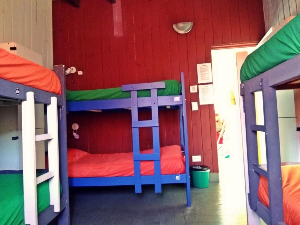 Alhue Patagonia Hostel サンマルティン エクステリア 写真